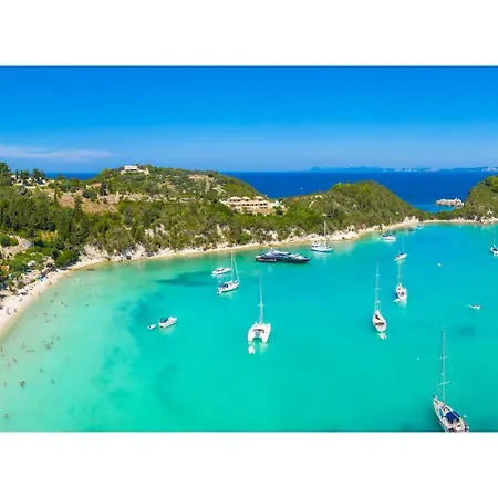 Babis * Longos (Paxos)