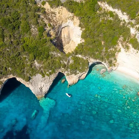 Апартаменты Babis Longos (Paxos)